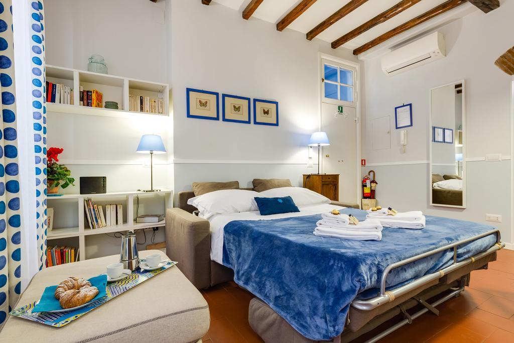 Rome As You Feel - Piazza Dei Satiri Apartments Bagian luar foto