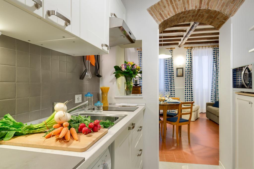 Rome As You Feel - Piazza Dei Satiri Apartments Bagian luar foto