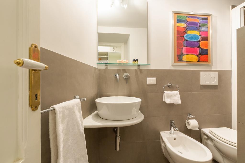 Rome As You Feel - Piazza Dei Satiri Apartments Bagian luar foto